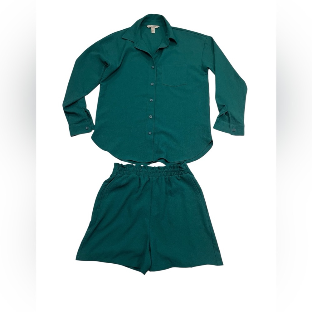 EUC Nine Eight New York 2 Piece Green Shirt and Shorts Set Size XS